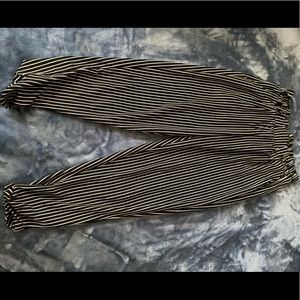 Striped ankle length pants